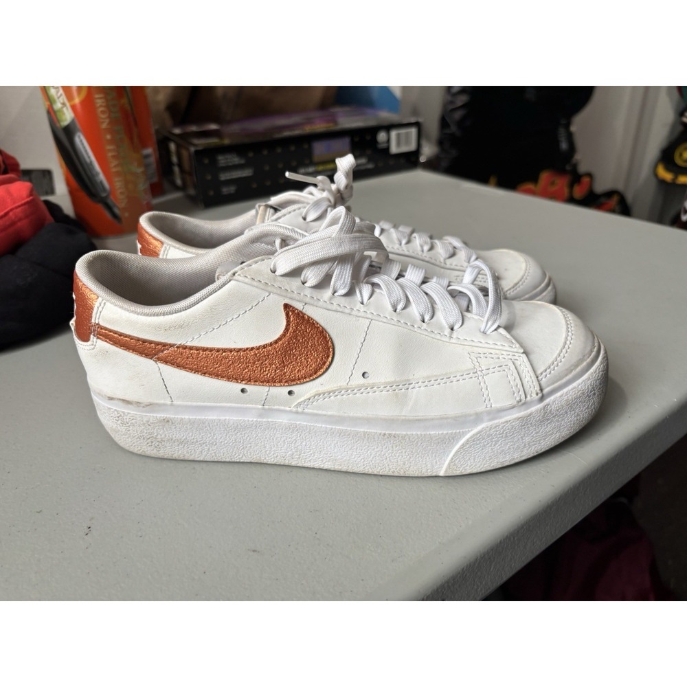 Nike Womens Blazer Low Platform White Metallic Copper DQ7571 100 Sz 7